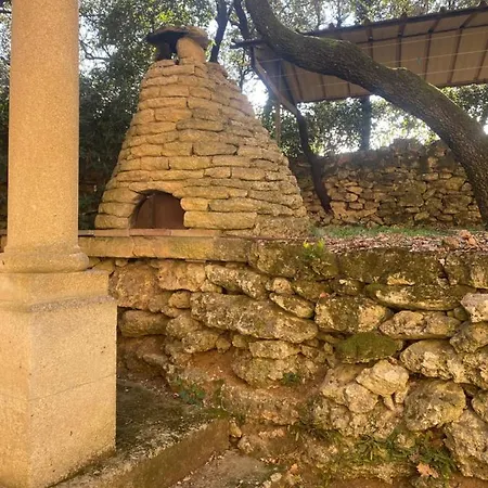 Du Clos De Touiller Vers Pont du Gard